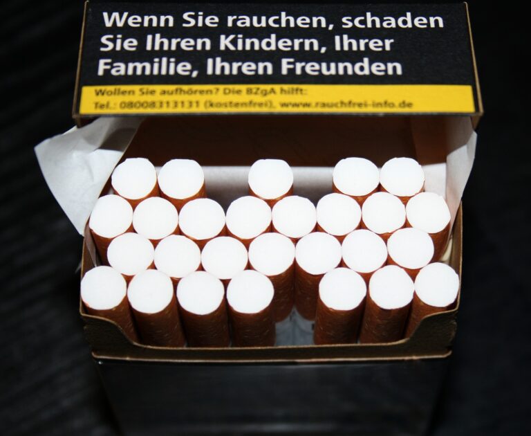 Kein Recht am eigenen Bild – Zigarettenhersteller planen personalisierte Schockfotos (Achtung Datenschutz-Satire)